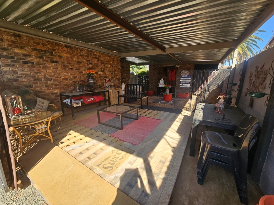 3 Bedroom Property for Sale in Riebeeckstad Free State